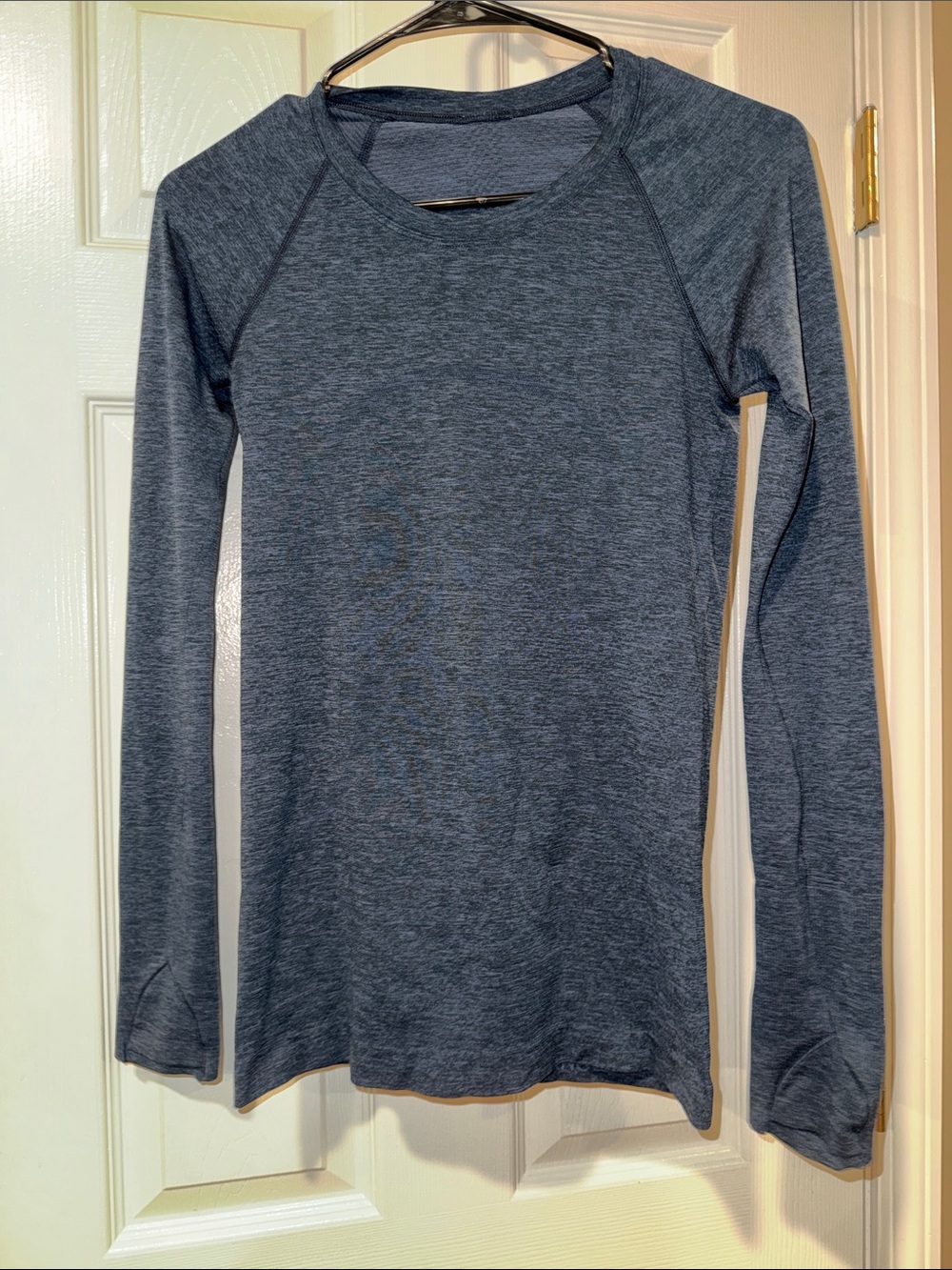 Lululemon swiftly (newer style) size 4